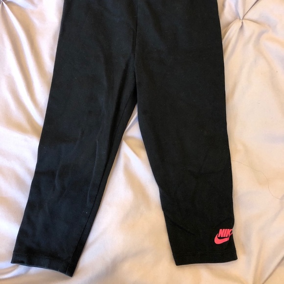 24 month Nike Toddler Leggings - Picture 2 of 2